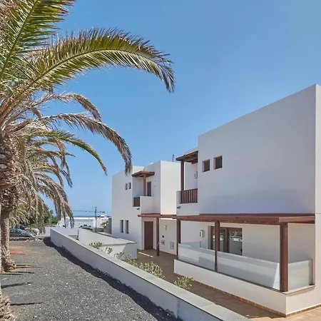 Calero Surfin Shared Pool, 10 Min To Harbour Apartment