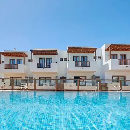 Apartment Calero Surfin Shared Pool, 10 Min To Harbour Puerto Calero