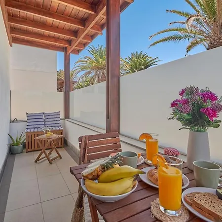 Calero Surfin Shared Pool, 10 Min To Harbour Apartment Puerto Calero