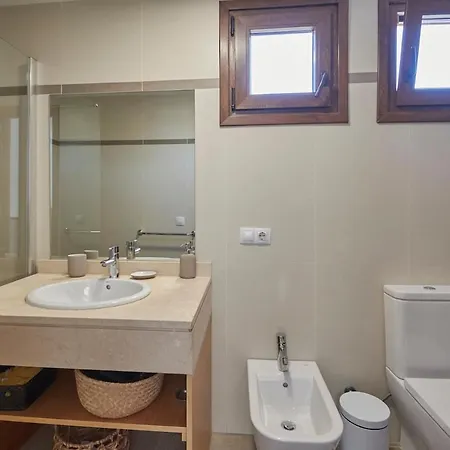 Calero Surfin Shared Pool, 10 Min To Harbour Апартаменты